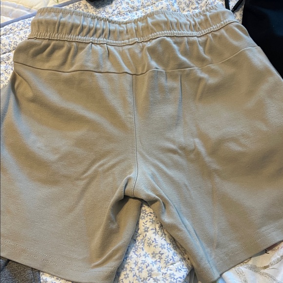 Shorts bundle. - Picture 8 of 16